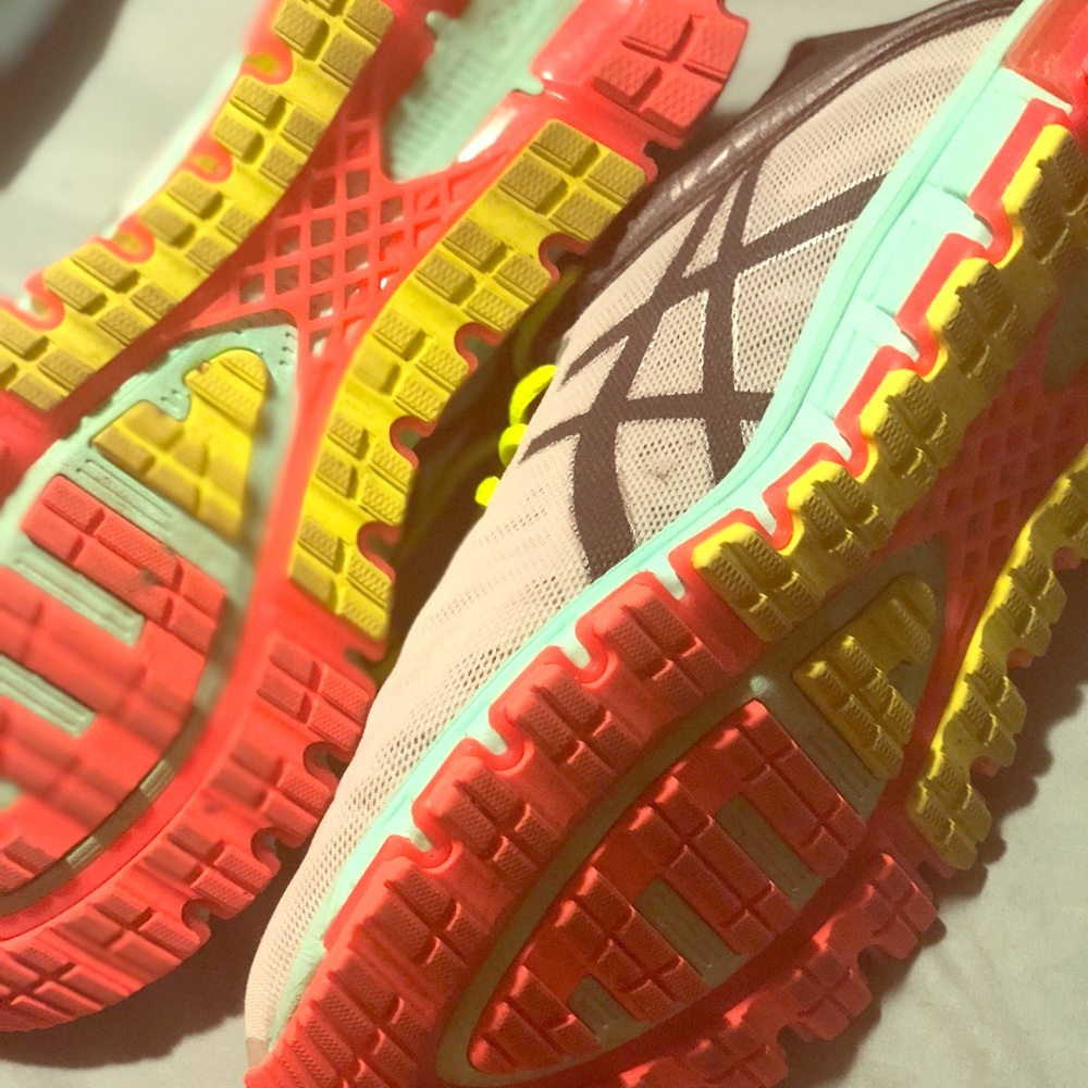 ASICS WOMENS shoes